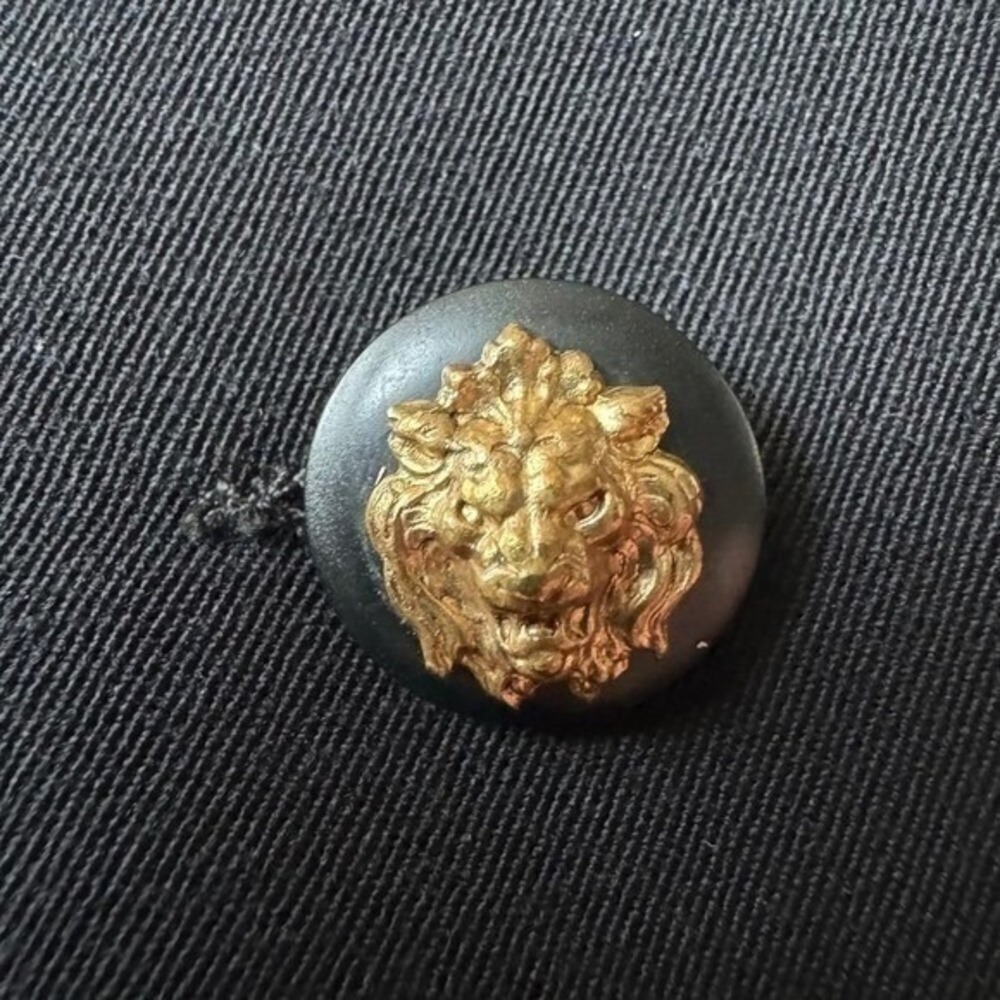 Vintage 80s Chanel Boutique Cropped Black Wool Silk Lion Head Button Blazer xs - Picture 5 of 9